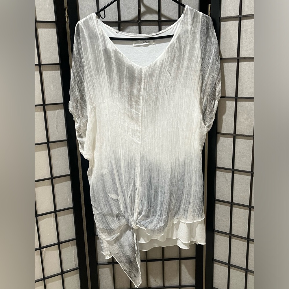 IVY and Lace White Top - Made in Italy 100% silk overlay women’s size medium